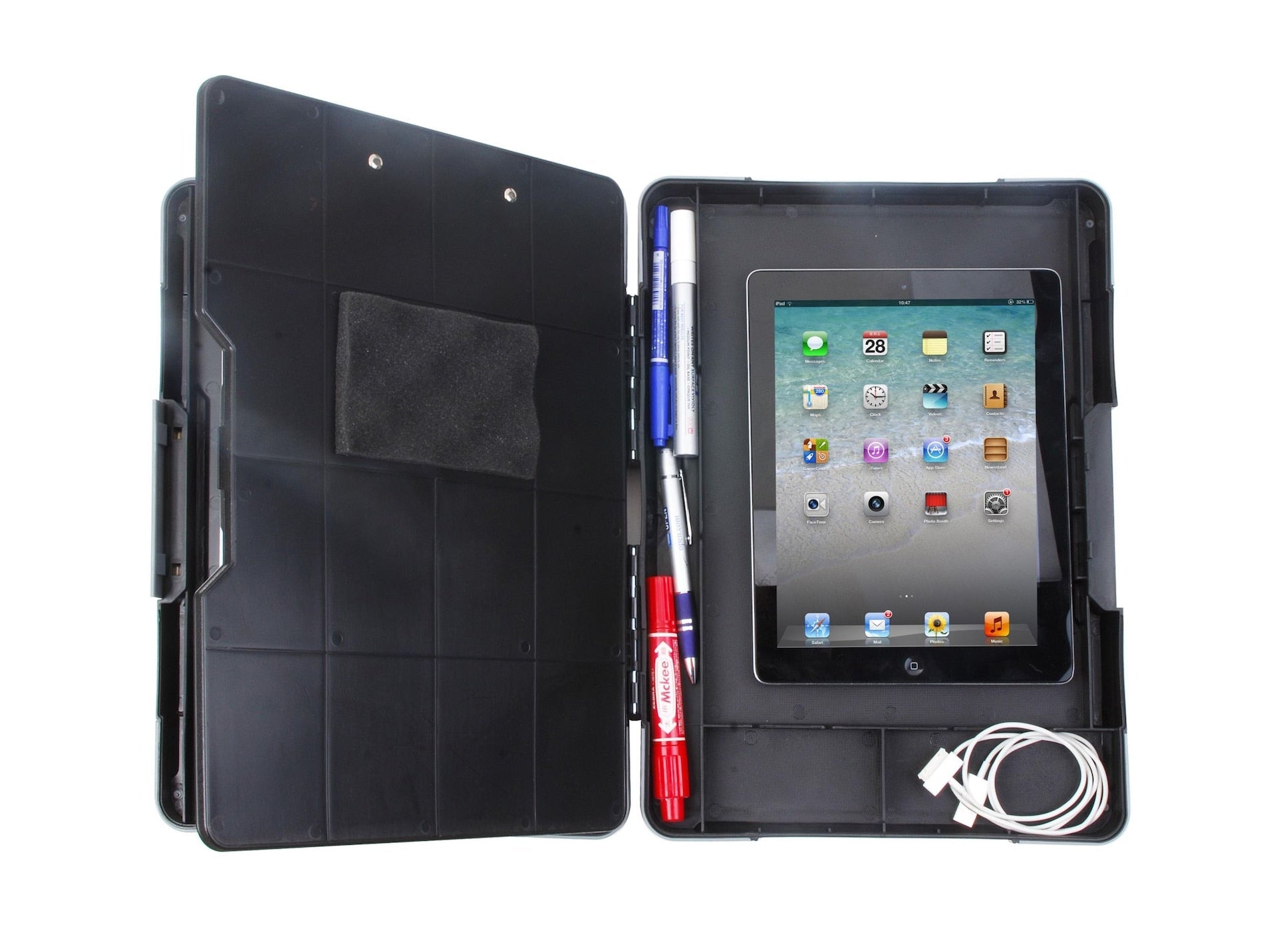 MAXIMUM Organizer with Clipboard, 9 Pockets